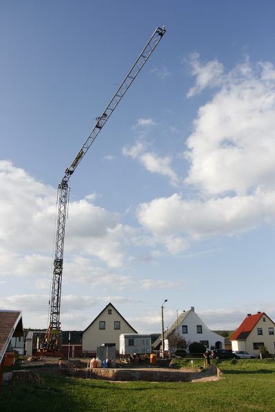 A crane at the pit